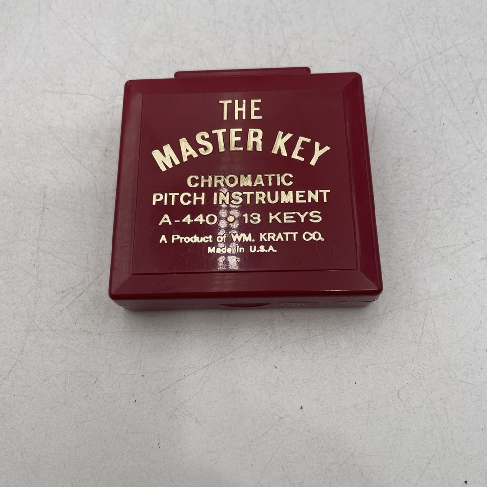 The Master Key Chromatic Pitch Instrument A-440 13 Keys, Vintage Wm Kratt Co USA